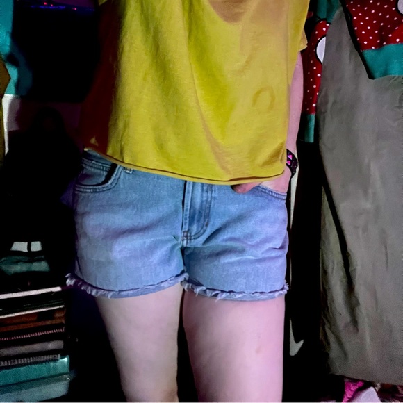 Billabong Jean Shorts frayed ends light blue Size 30 large womens - Picture 14 of 15